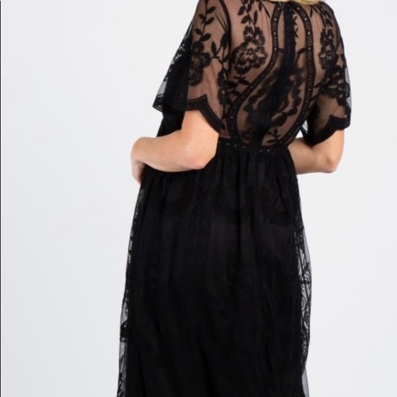 Dresses & Skirts - EUC Maternity Lace Dress- worn ONCE